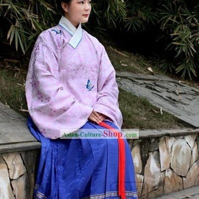 Ming Dynasty Female Outfit