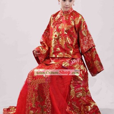 Chinese Classical Red Wedding Dress with Golden Flower