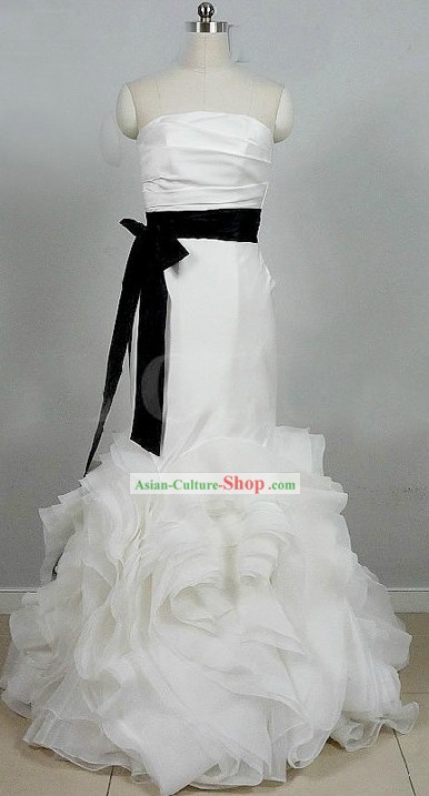 Stunning White Wedding Dress Bride Veil Complete Set for Brides