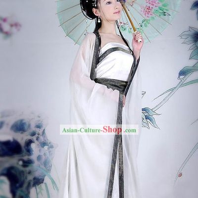Traditional Chinese Clothing for Women
