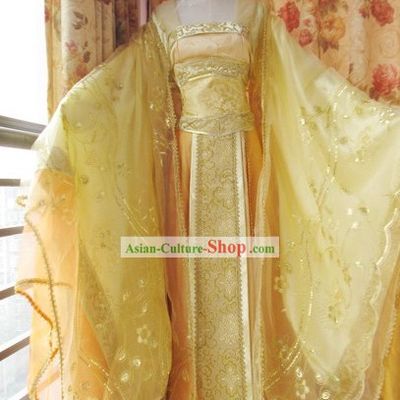 Traditional Chinese Golden Princess Clothing