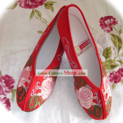 Chinese Red Flower Embroidery Shoes