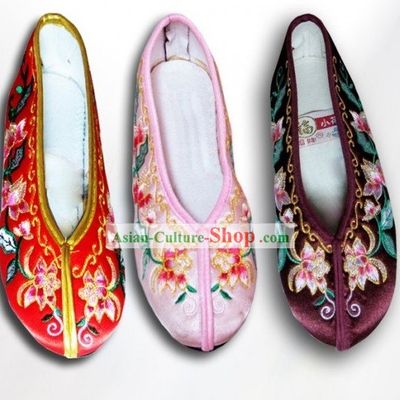 Chinese Flower Embroidery Shoes for Children