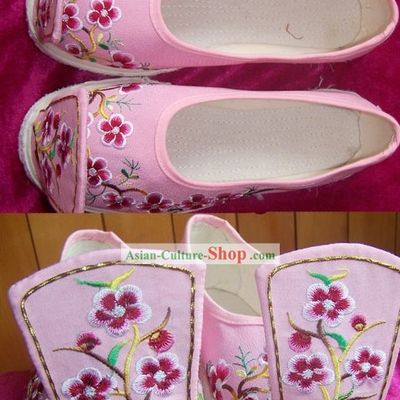 Chinese Tang Dynasty Hanfu Embroidery Shoes