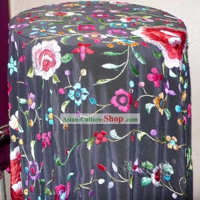 Chinese Rui Fu Xiang Silk Hand Embroidered Shawl