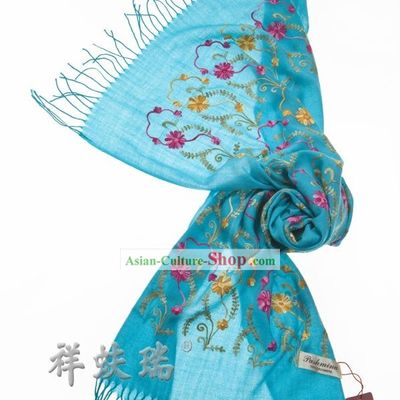 Traditional Chinese Rui Fu Xiang Flower Wool Scarf