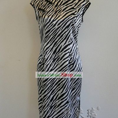 Beijing Rui Fu Xiang Silk Cheongsam for Women