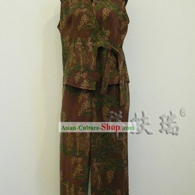 Traditional China Beijing Rui Fu Xiang Xiang Yun Sha Suit for Women