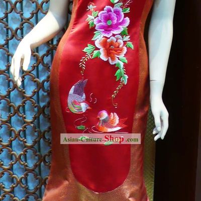 Beijing Rui Fu Xiang Silk Red Hand Embroidered Cheongsam for Women