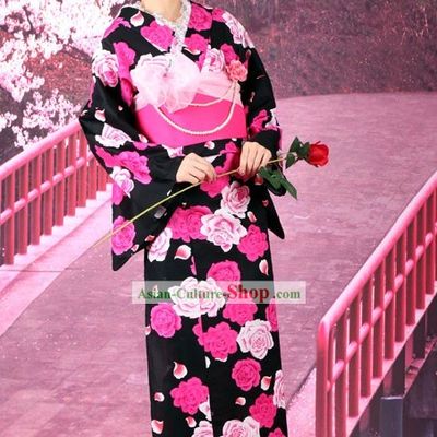 Traditional Japanese Yutaka Kimono Obi and Geta Sandal Complete Set for Women