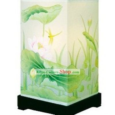 Traditional Chinese Hand Painted Silk Desk Palace Lantern
