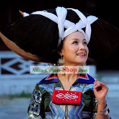 Chinese Miao Minority Clothing Complete Set