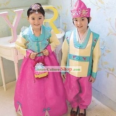 Traditional Korean Hanbok and Hat for 2 Kids