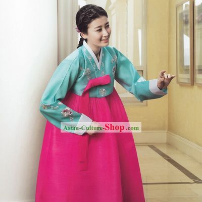 Traditional Korean Women Royal Costumes Complete Set