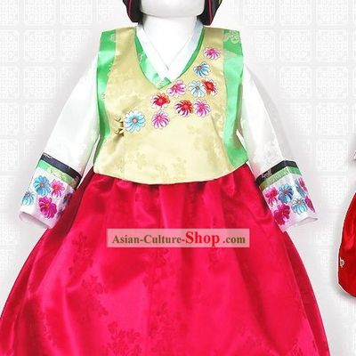 Traditional Korean Royal Hanbok and Hat Attire for Girls