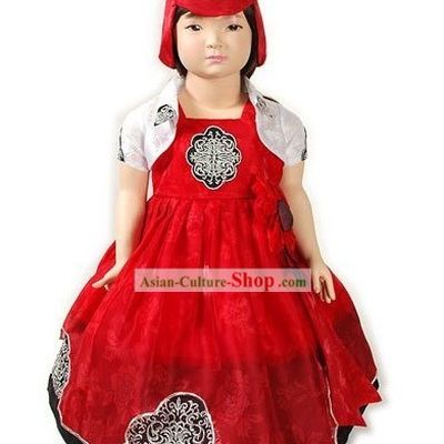 Traditional Korean Baby Girl Hanbok Clothing and Hat Complete Set