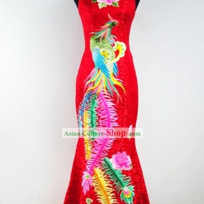 Chinese Classic Embroidered Phoenix Wedding Qipao