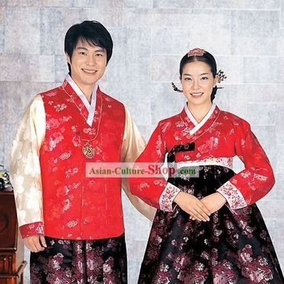Traditional Korean Couple Hanbok Clothing 2 Sets for Men and Women
