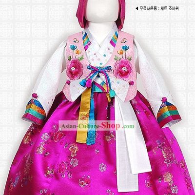 Ancient Korean Costumes for Children