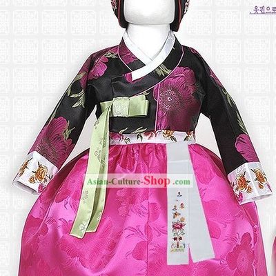 Traditional Korean Hanbok Clothing for Children
