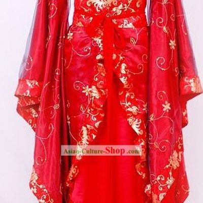 Ancient Chinese Bride Wedding Wear with Long Tail