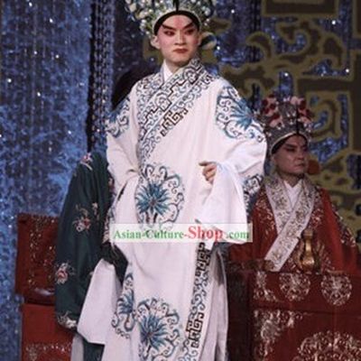 Beijing Opera Wu Sheng Clothing and Hat