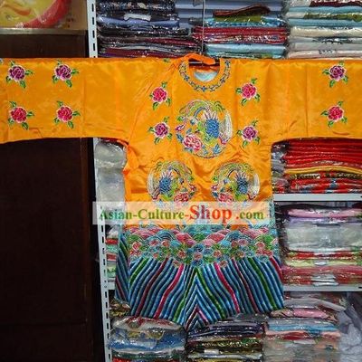 Chinese Opera Phoenix Embroidered Wedding Robe for Women