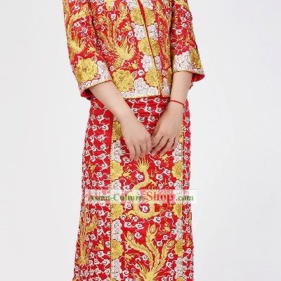 Traditional Chinese Brides Wedding Clothes