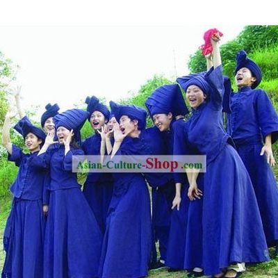 Chinese Ethnic Zhuang Minority Costumes