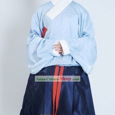 Ancient Ming Dynasty Women Clothing