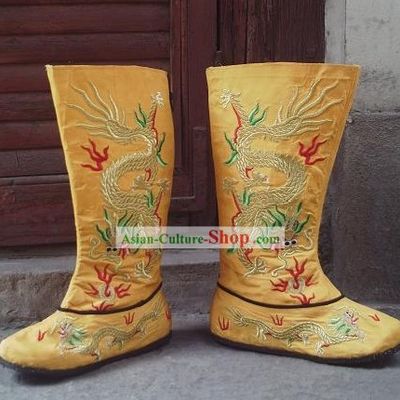 Ancient Chinese Emperor Embroidered Dragon Boots