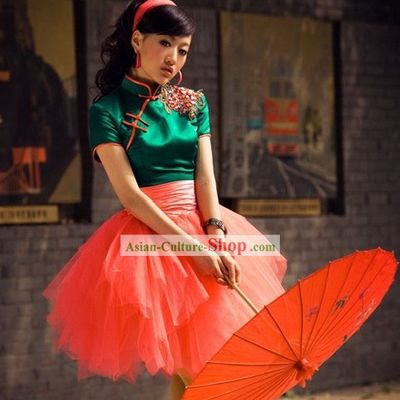 Traditional Chinese Umbrella Dance Costumes