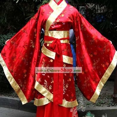 Traditional Chinese Red Hanfu Wedding Garment for Women