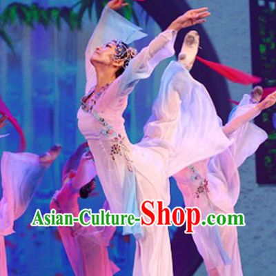 Traditional Chinese Folk Dance Costume and Headpiece for Women