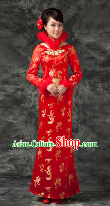 Traditional Chinese Red Wedding Ceremony Clothes for Brides