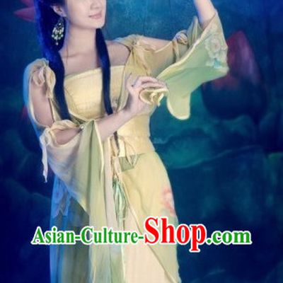 Travelling Beauty Costumes and Umbrella Set