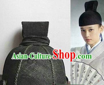 Ancient Chinese Dong Fang Bu Bai Kung Fu Master Black Hat