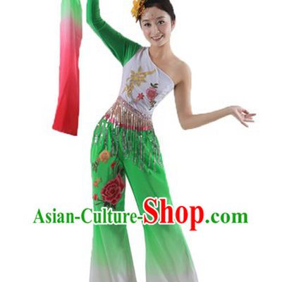 Long Sleeve Classic Chinese Spring Festival Dance Costumes for Women