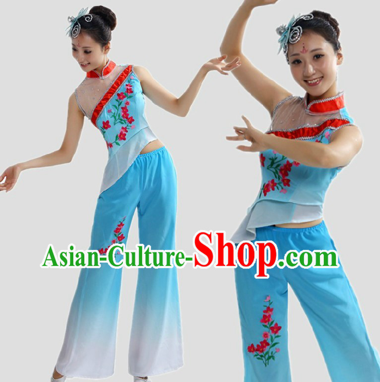 Chinese Classical Yangge Fan Dance Costume and Headpiece for Women