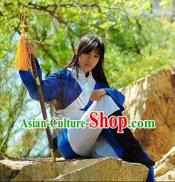 Ancient Chinese Swordsman Blue Costumes