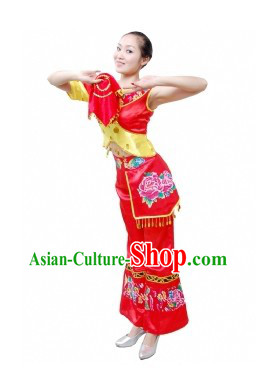 Chinese Han Ethnic Handkerchief Dancing Costume for Women