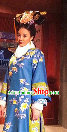 Qing Dynasty Imperial Palace Princess Costumes and Headpiece