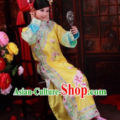 Chinese Classical Big Family Embroidered Lady Clothes
