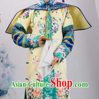 Qing Dynasty Imperial Princess Embroidered Clothing Complete Set for Women
