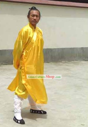 Traditional Daoist Priest Yellow Robe