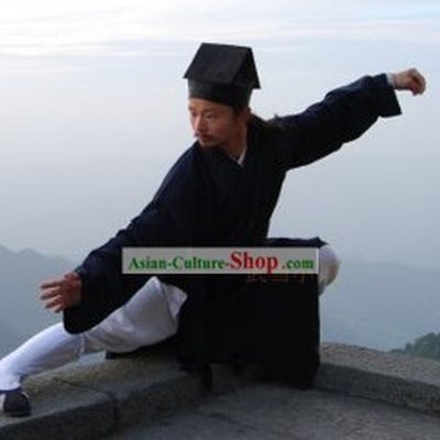 Traditional Daoist Priest Robe and Hat