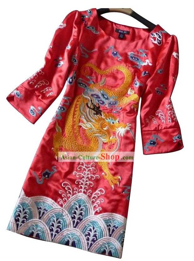Chinese Classic Red Embroidered Dragon Wedding Dress
