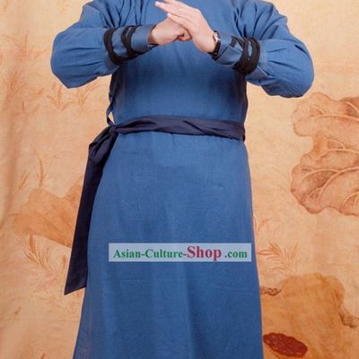 Ancient Chinese Captor Costumes and Hat