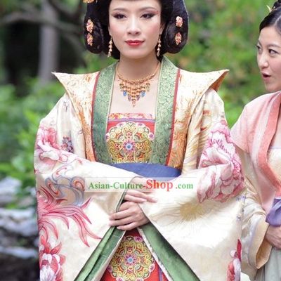 Ancient Palace Queen Mother Costume and Hair Accessories