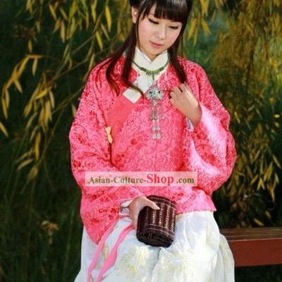 Traditional Song Dynasty Hanfu Garment for Women